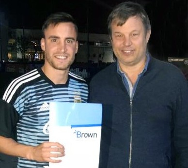 Cascallares distinguió a Nicolás Tagliafico como deportista destacado de Brown